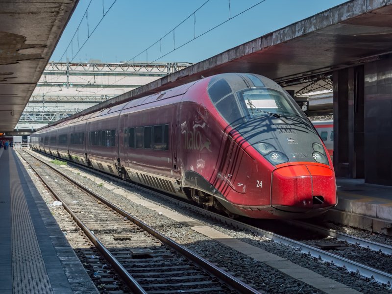 Treinverkeer Italië werd ontregeld door sabotage op spoor rond Bologna