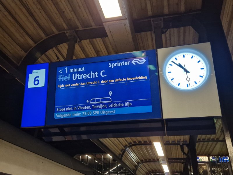 Hinder rondom Utrecht vanwege beschadigde bovenleiding