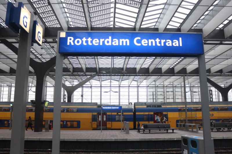 Treinverkeer ten zuiden van Rotterdam pas zaterdag hervat na kabelbrand