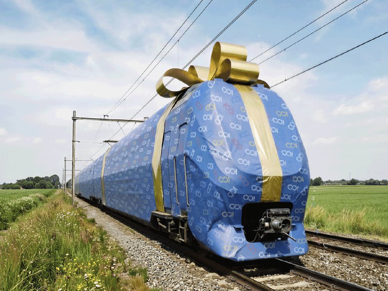 Opvallende foto bij NMBS: Nederlandse trein in Belgische campagne