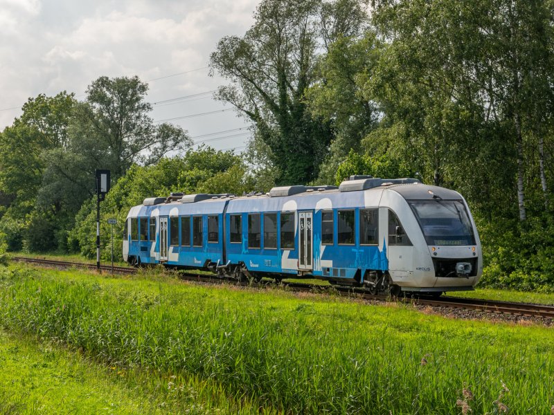 Vakbonden kondigen wekelijkse stakingen van een dag aan in streekvervoer