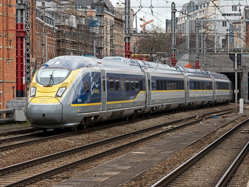 Trein naar Londen loopt vast op grenscontroles: Rover en Pro eisen actie